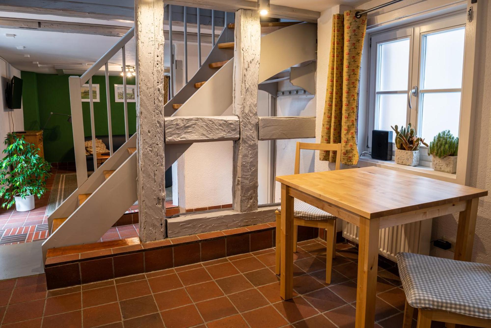 Fachwerkhotel - Ferienhaeuser Vorhof Zur Hoelle Quedlinburg Dış mekan fotoğraf