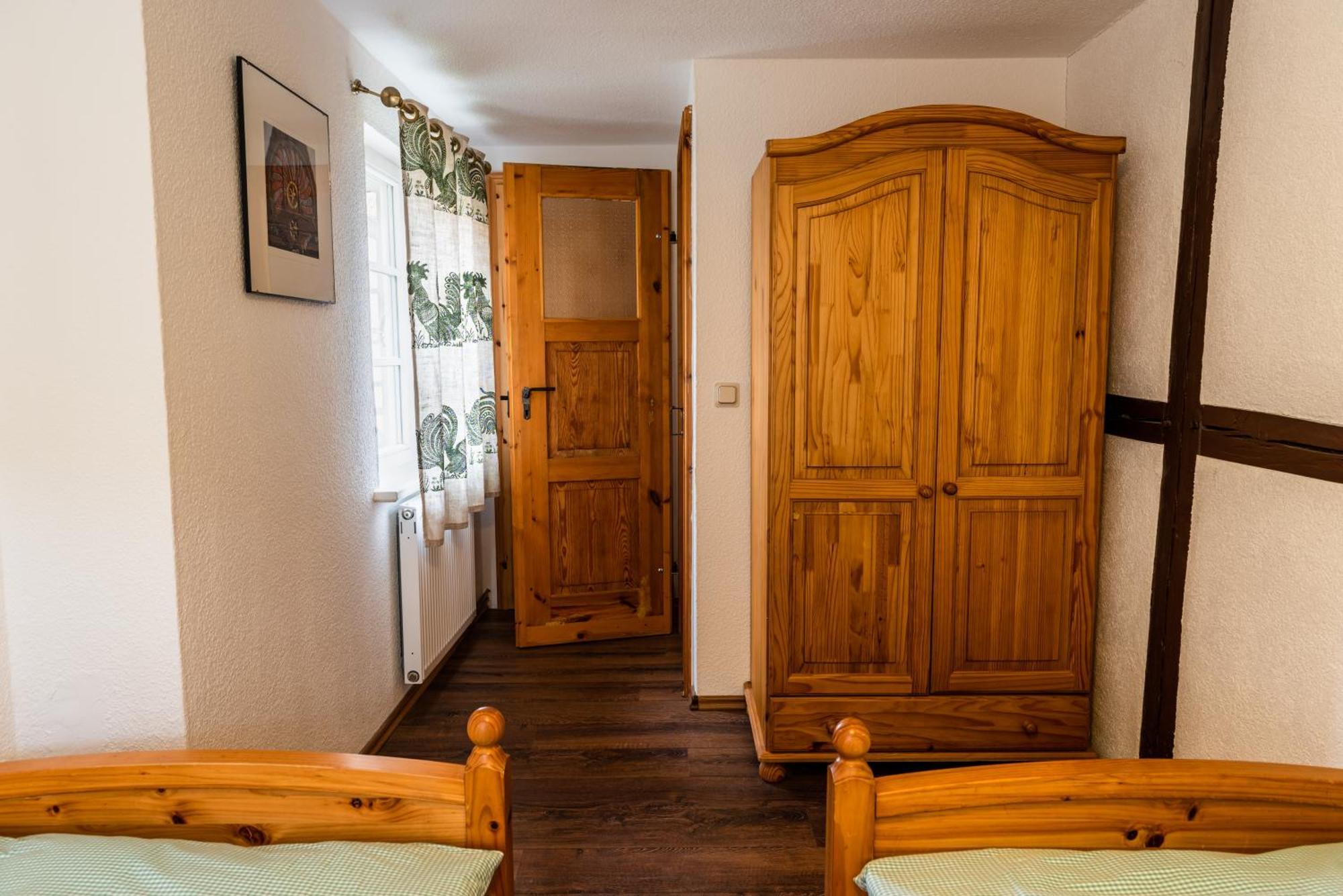 Fachwerkhotel - Ferienhaeuser Vorhof Zur Hoelle Quedlinburg Dış mekan fotoğraf