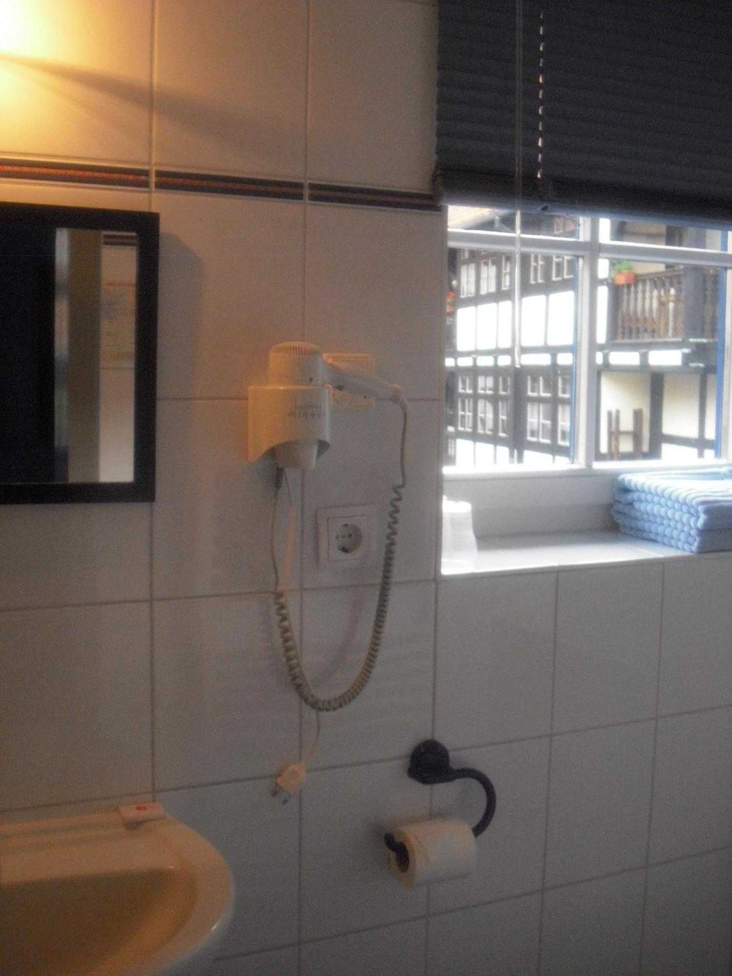 Fachwerkhotel - Ferienhaeuser Vorhof Zur Hoelle Quedlinburg Oda fotoğraf